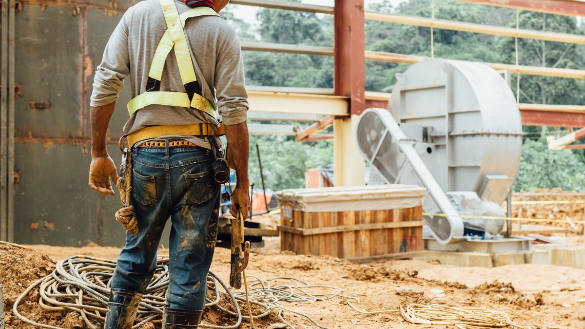 Comment trouver le bon artisan pour des travaux à la maison ?